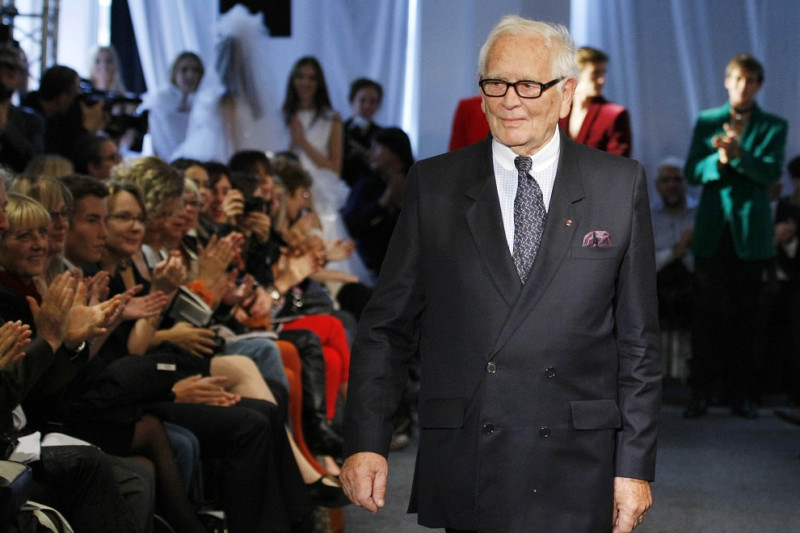 知名法國時裝設計師皮爾卡登於29日辭世，享耆壽98歲。   圖：達志影像/美聯社
