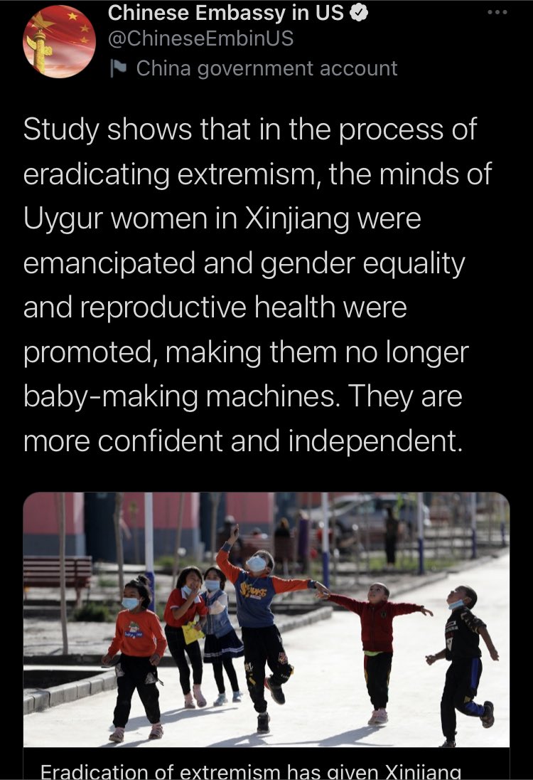 中國駐美國大使館日前聲稱強迫新疆維吾爾婦女施行節育手術，讓她們不再是生產機器，遭到國際圍剿。   圖：翻攝自中國駐美國大使館推特