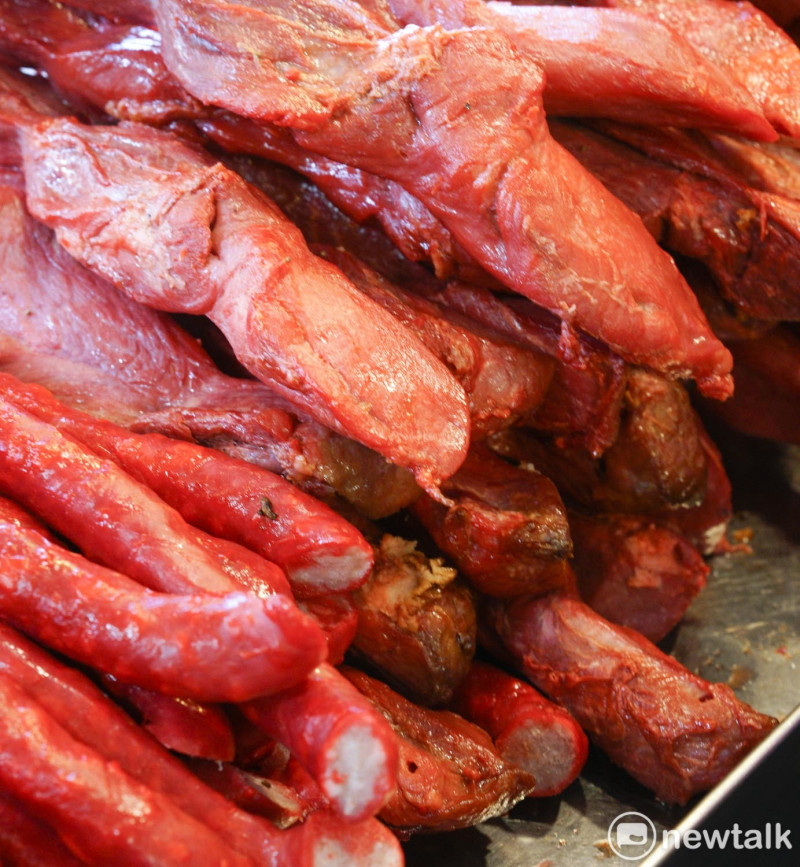 紅通通的燒肉香味撲鼻，也是看起來非常可口的一道菜。   圖：張良一/攝
