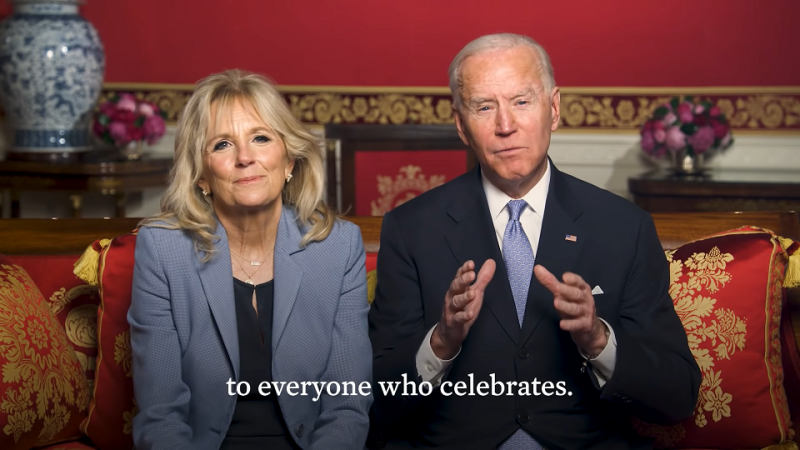 美國總統拜登和第一夫人吉兒祝賀農曆新年快樂。   圖：翻攝自白宮Youtube