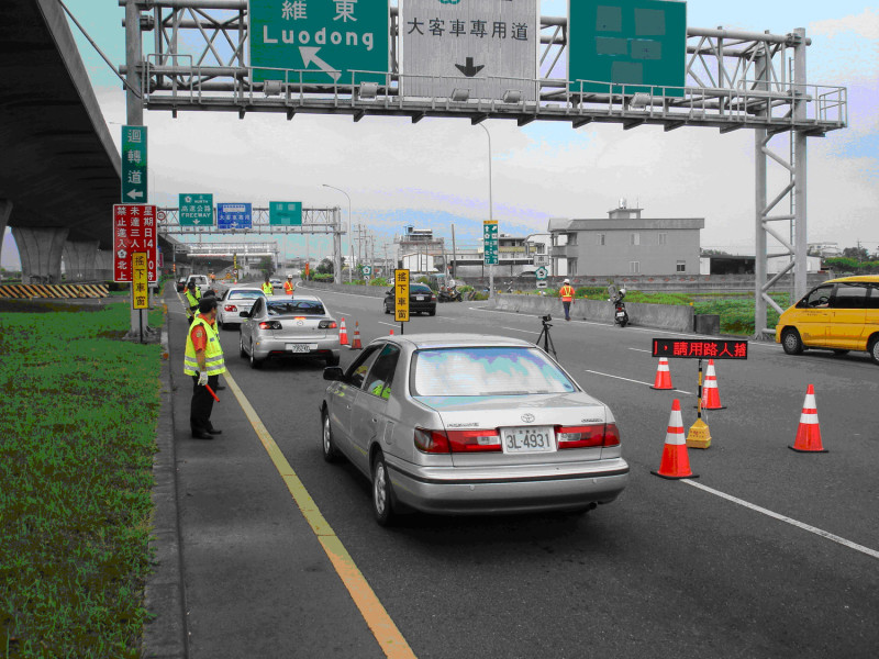 交通部高速公路局表示，清明連假前2週末，國5將實施匝道封閉、高乘載管制。   圖：翻攝自高公局網站(資料照)