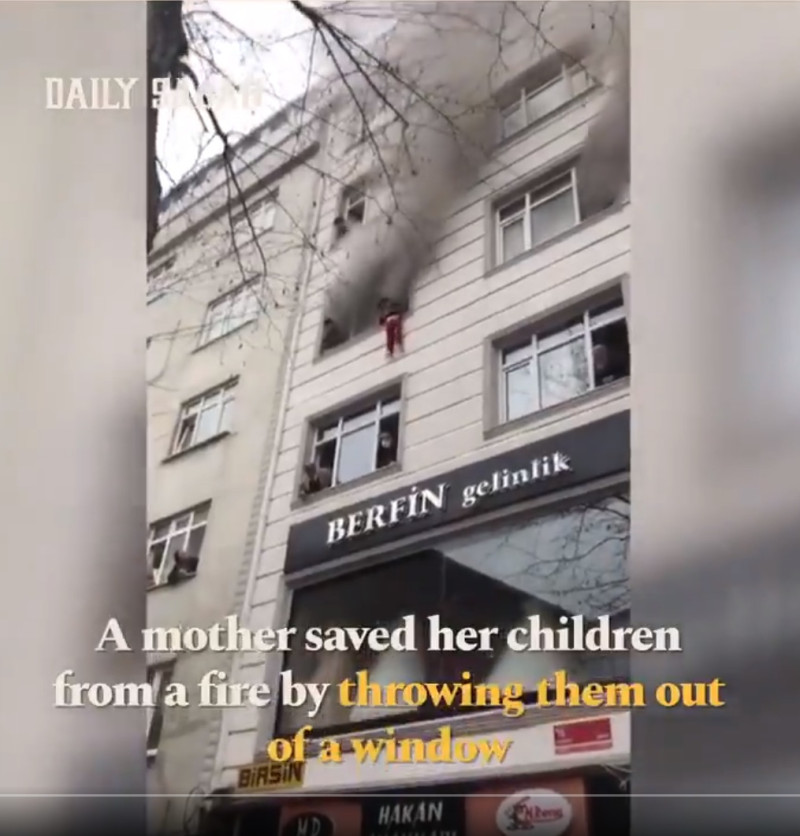 伊斯坦堡媽媽遇火災情急下往窗外拋飛4孩   圖：擷取自網路