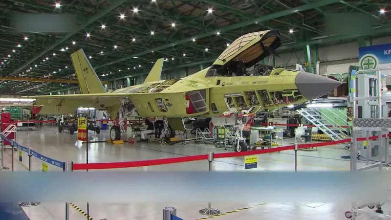 KF-X戰機以近乎完成組裝，預計在4月公開展示原型機。   圖：翻攝自環球網