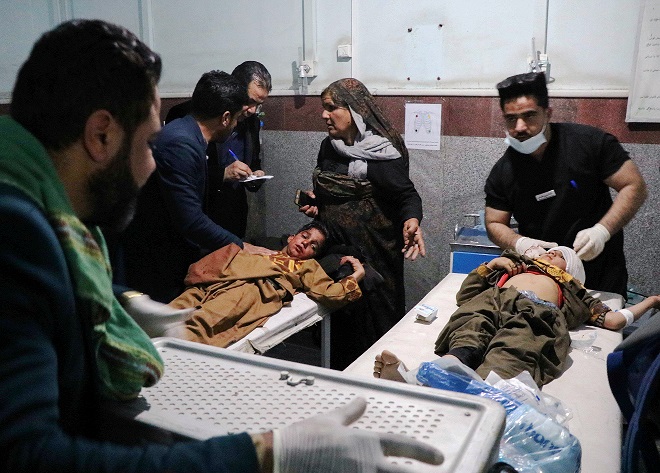 阿富汗週五晚上發生汽車炸彈攻擊事件，造成至少8人死亡、53人受傷。   圖：達志影像/路透社