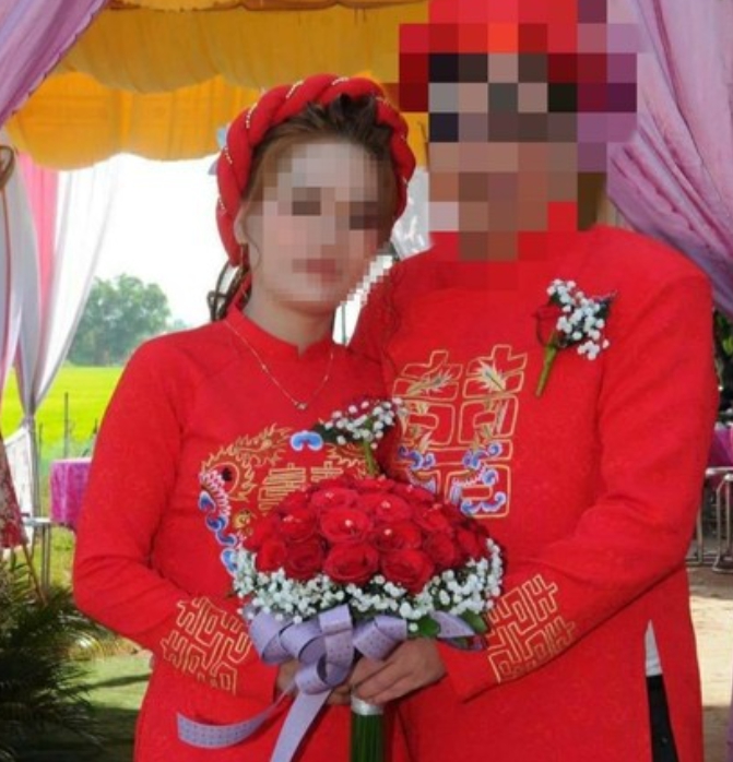 男網友花100萬娶越南新娘，不到一個月女方就逃跑，男方氣得潑糞。   圖 : 翻攝自爆怨公社