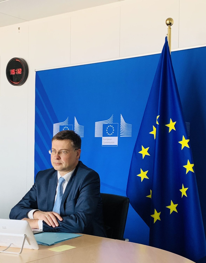 歐盟貿易專員東布羅夫斯基斯指出，新近談判的《歐中全面投資協定》命運，與本週爆發的外交爭端息息相關。   圖：翻攝自東布羅夫斯基斯推特