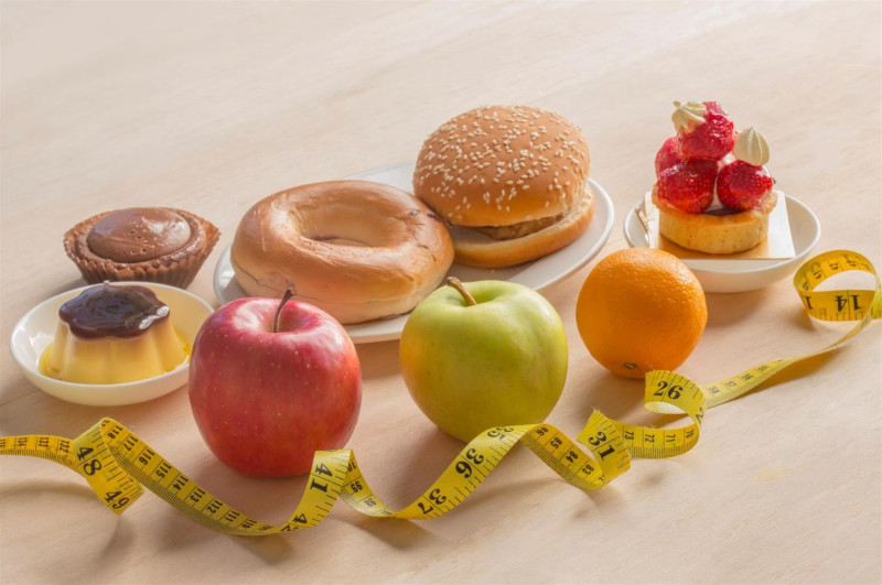 飲食不均衡，愛重鹹、嗜糖、油炸、加工品、精緻化飲食，也是容易造成心臟病問題的壞習慣之一。   圖：新頭殻資料照