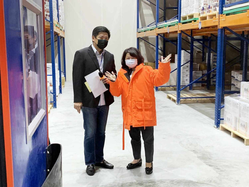 嘉義市長黃敏惠參訪大鼎冷鏈公司。   圖：嘉義市政府/提供