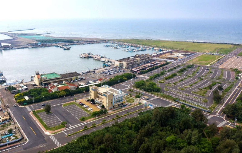 新竹漁港直銷中心將改造成「臨海網美市集」。   圖：新竹產發局／提供
