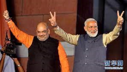 印度總理莫迪 (右)與人民黨主席納達。   圖 : 翻攝自KKnews