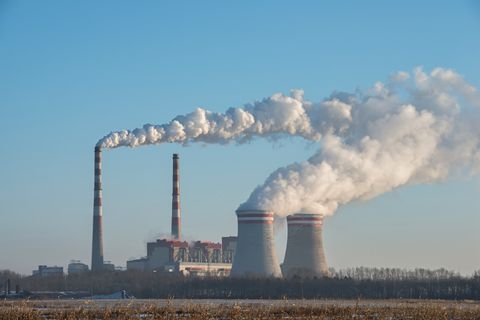 2019年中國的溫室氣體排放量強佔全球總排放量27%，除為最大排放國，更首次超過美國和其他發達國家的排放量總合。   圖 : 翻攝自sciense.caixin.com