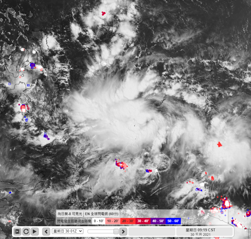 太平洋地區出現1熱帶性低氣壓，今明有望形成第三號颱風「彩雲」。   圖：翻攝自彭啟明臉書