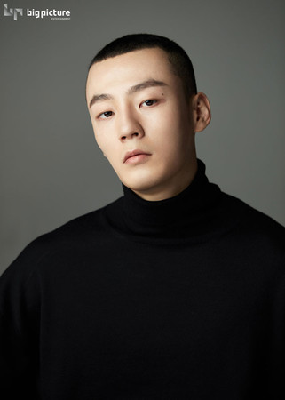 26歲韓國男星金民貴今年今年才從模特兒轉戰演藝圈。   圖：翻攝自Big Picture官網