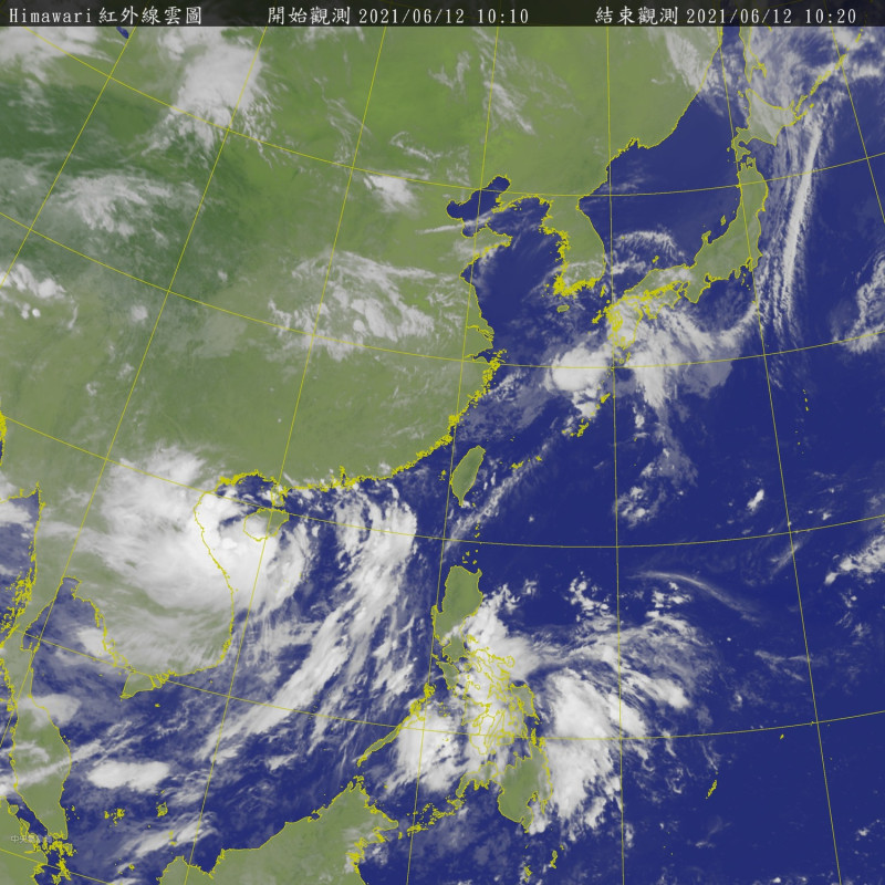 太平洋地區有1個熱帶性低氣壓，可能形成今年第4號颱風「小熊」，雖然對台灣的天氣沒有直接影響，但有望帶來水氣。   圖：翻攝自中央氣象局官網