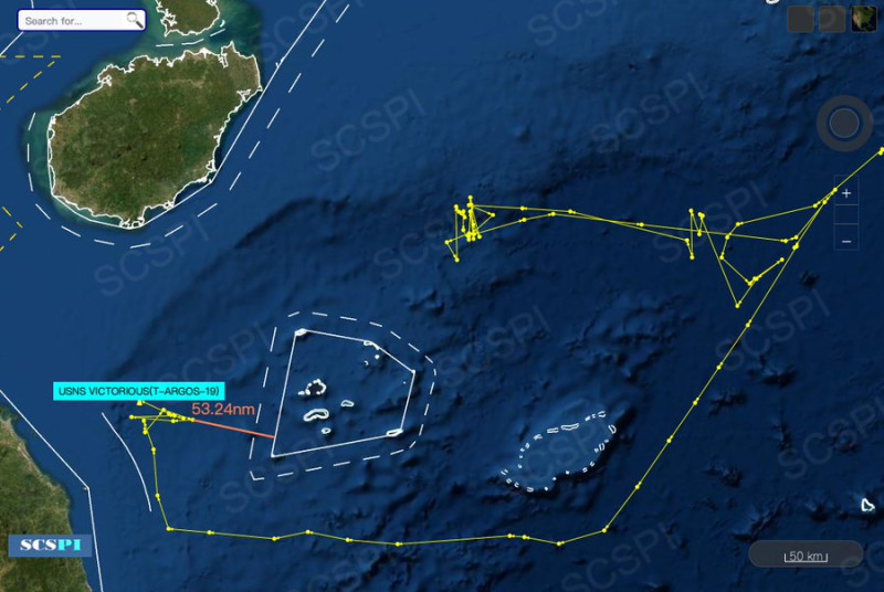中國「南海戰略態勢感知計畫」平台PO出美軍勝利級的海洋監視艦「勝利號(T-AGOS-19)」在西沙群島周邊「徘徊」的航跡圖。   圖：翻攝SCS Probing Initiative推特