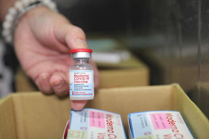 國人引頸期盼的莫德納疫苗。   圖：高雄市政府提供