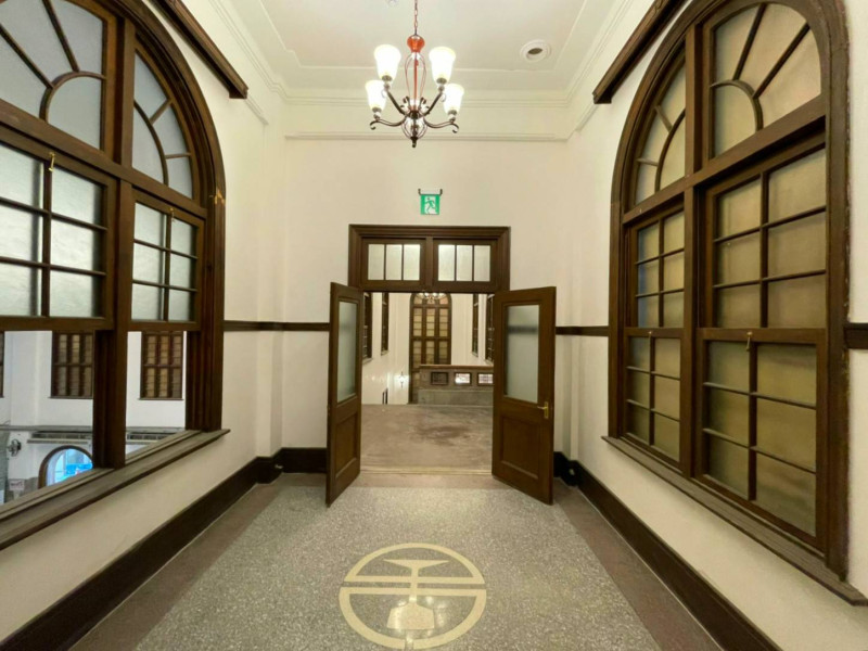 台南車站二樓的西式旅館融合古典與現代兩種風格   圖：台灣鐵路局提供