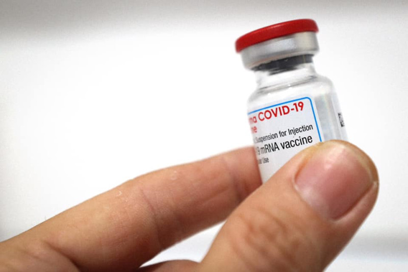 傳言南韓預計在國內接種率達到70%後，最快在10月底啟動疫苗對外援助事宜。   圖：翻攝自新加坡衛生部長臉書(資料照片)