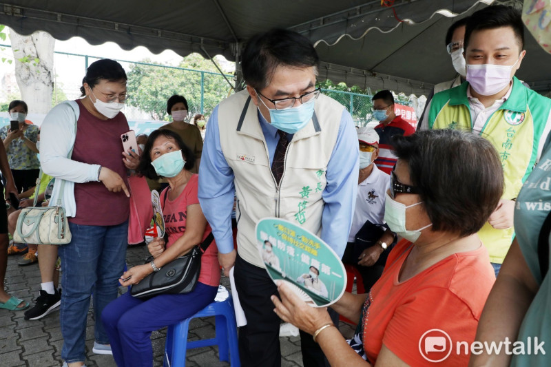台南市政府為讓民眾盡速施打疫苗，提升群體免疫力，陸續增設施打站，今（11）日於慈濟高中、慈濟基金會善化聯絡處增設大型施打站。   圖：台南市政府提供