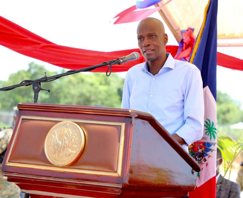 海地總統摩依士（Jovenel Moïse）7日遭暗殺，目前逮捕四人中，有三人是警察。   圖：翻攝Jovenel Moïse臉書