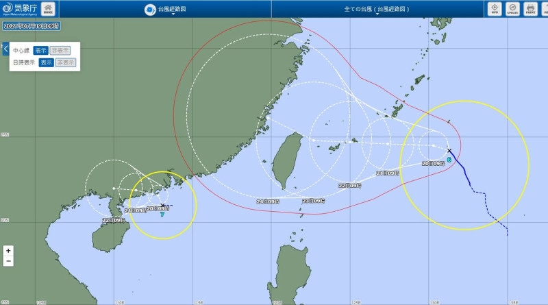 查帕卡颱風(左)與烟花颱風預測路徑   圖：翻攝自彭啟明臉書