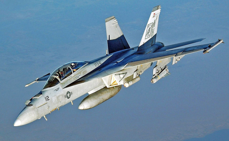 美國海軍F-18「超級大黃蜂」戰鬥機。   圖：翻攝維基百科