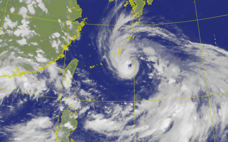 氣象局表示，最快將在明日發布烟花颱風海上、陸上颱風警報。   圖：中央氣象局／提供