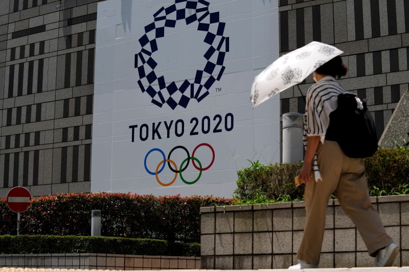 東京奧運開幕在即，但日本的疫情卻不容樂觀，隨著相關人員陸續傳出確診，公衛專家憂心東奧防疫泡泡恐怕已經破裂，還將殃及一般民眾。示意圖。   圖／美聯社／達志影像