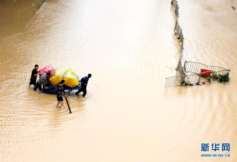 中國近來遭遇大洪水，連帶影響海運供應鏈   圖 : 翻攝自新華網