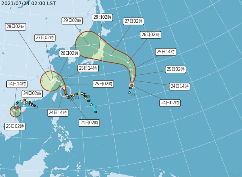 太平洋2颱1熱低壓共舞。   圖/中央氣象局