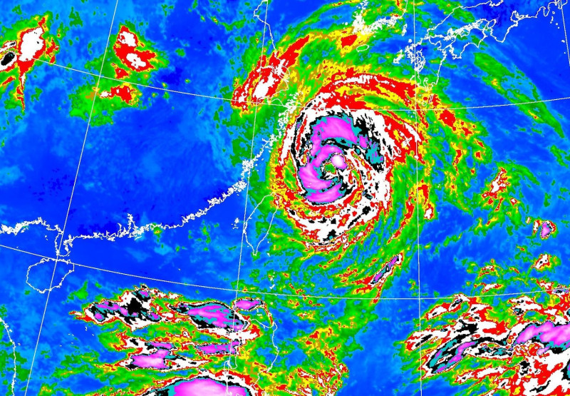 氣象局預估上午11點30分解除烟花颱風海上警報。   圖：中央氣象局/提供