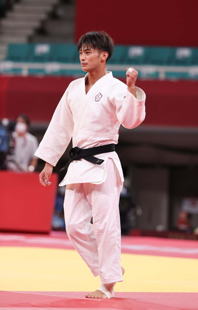 柔道選手楊勇緯在本屆奧運奪下台灣第一面銀牌。楊勇緯說，「我不會因此放鬆，我的目標是金牌。」   圖：體育署提供