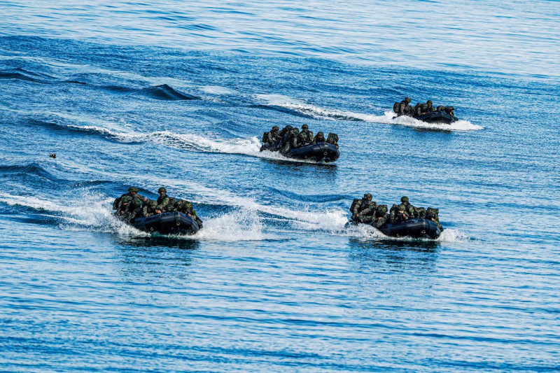 海軍陸戰隊登陸突擊艇。   圖：翻攝中華民國海軍臉書