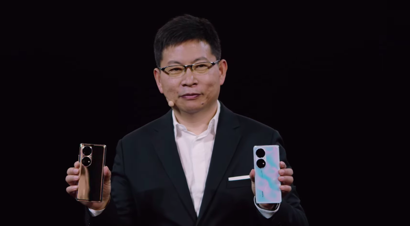 華為消費者業務CEO余承東表示，受到美國制裁影響，華為5G晶片只能當4G用，最新的P50手機將不會搭載5G技術。   圖：翻攝自Huawei Mobile Youtube