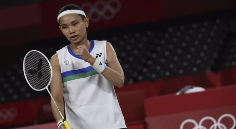 今晚奧運羽球女單金牌戰，世界球后戴資穎不敵中國選手陳雨菲，僅拿下銀牌。   圖: 翻攝自推特