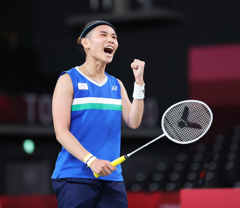 「世界球后」戴資穎在東京奧運羽球女單奪得銀牌，是台灣羽球史上首面奧運單打獎牌。   圖：體育署