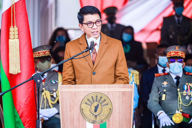 馬達加斯加總統安德里·拉喬利納突然解雇了該國所有部長   圖：翻攝自Andry Rajoelina臉書