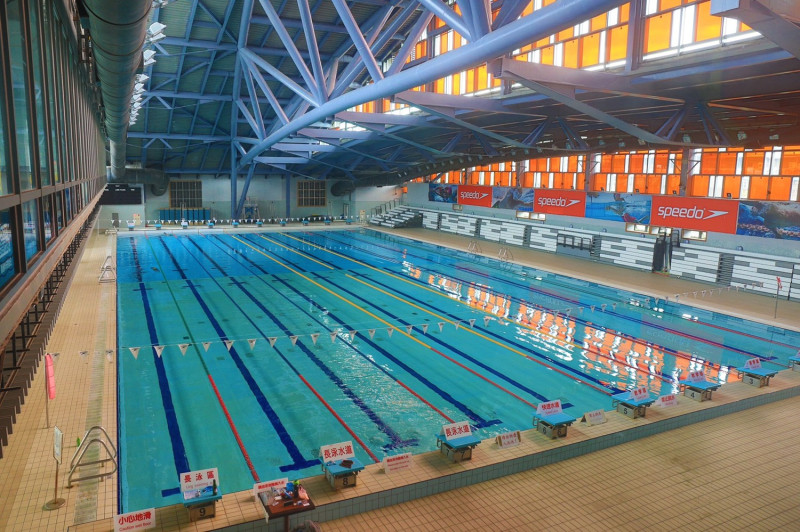 新莊運動中心游泳池。   圖：新北市體育處提供