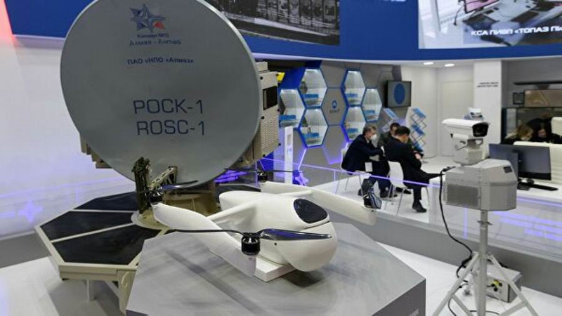 俄國最大軍火商阿爾馬茲．安泰公司(Almaz-Antey)開發的「ROSC-1」反無人機系統。   圖：翻攝搜狐網