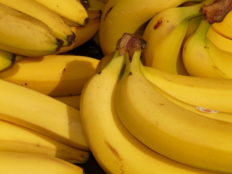 日本有網友分享，他實測用保鮮膜保存香蕉的方法，沒想到10天後的結果，讓他相當驚訝。   示意圖／取自pixabay