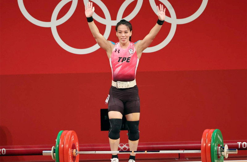 舉重女神郭婞淳勇奪女子59公斤級舉重金牌。   圖：體育署提供