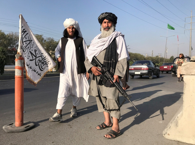 塔利班掌管阿富汗後，各國人士紛紛撤離。   圖：達志影像/路透社（資料照）