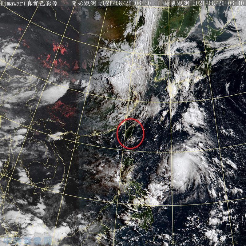 目前在菲律賓東方海面熱帶性低氣壓對流增強，根據氣象局衛星雲圖顯示，台灣仍在鋒面的邊緣，靠山區仍可能有午後雷陣雨。   圖：中央氣象局/提供