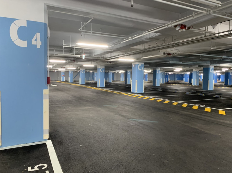 光榮國小地下停車場可提供575個汽車停車位、145個機車停車位。   圖：新北市交通局提供