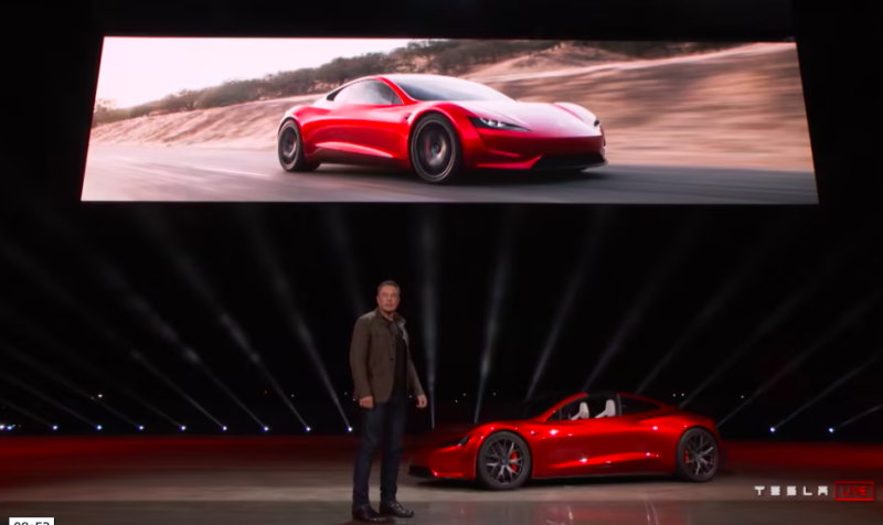 特斯拉執行長馬斯克表示，新款電動跑車Roadster可能要延遲到2023年才有辦法出貨。   圖：翻攝自Tesla