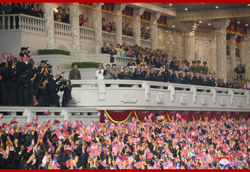 金正恩出席73 週年國慶典禮。   圖 : 翻攝自朝中社