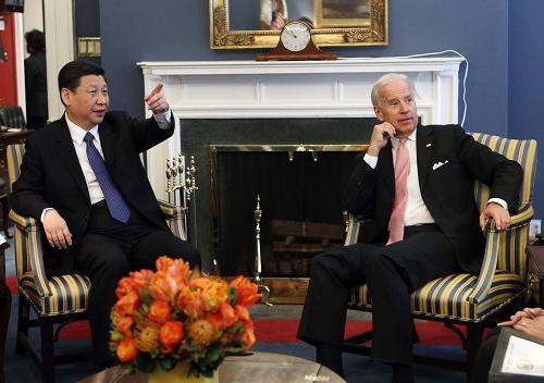 美國總統拜登( 右 )與中國領導人習近平（左）的線上峰會傳下週進行。   圖：翻攝中國政府網(資料照片)