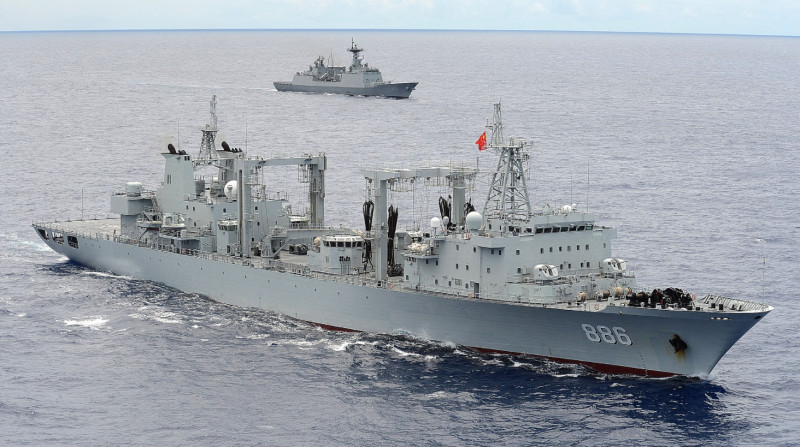 903型補給艦，是中國人民解放軍海軍新型大型綜合補給艦。   圖：擷取自維基百科