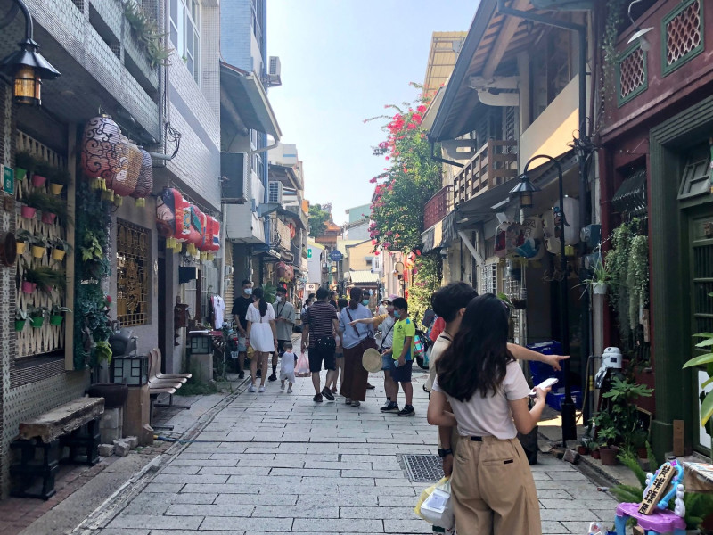 神農街美麗的街景吸引許多遊客。   圖：台南觀旅局／提供