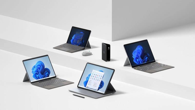微軟推出全新Surface產品，包括1台筆電、3台平板以及1台折疊手機。   圖：翻攝自微軟官網